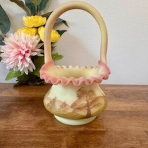 Fenton Burmese Glass Basket Hand-Painted Signed Kay Davis Ruffled‎ Rim Vintage